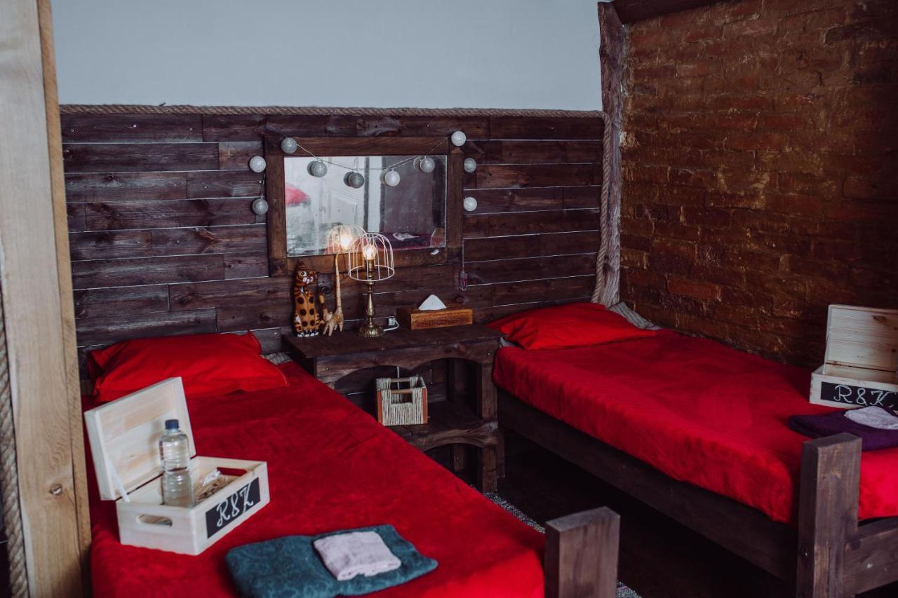 B&B Rando & Kaerdi Juures Oue Lyuganuse Exteriör bild